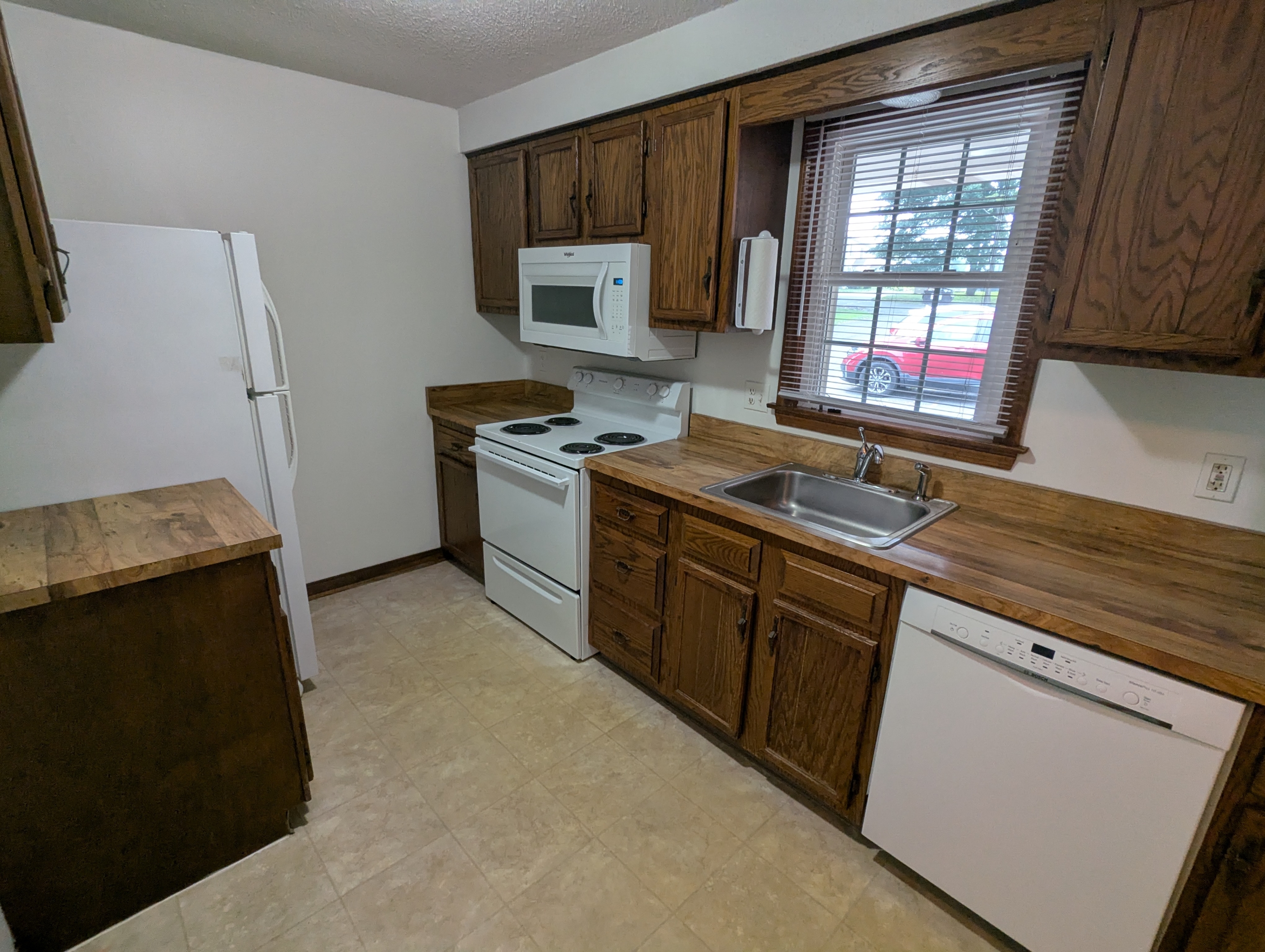 404 North Main Street - B